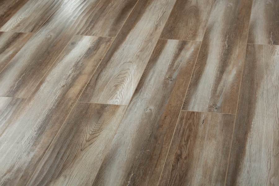 12mm Mesa Oak Laminate Flooring (LC808)
