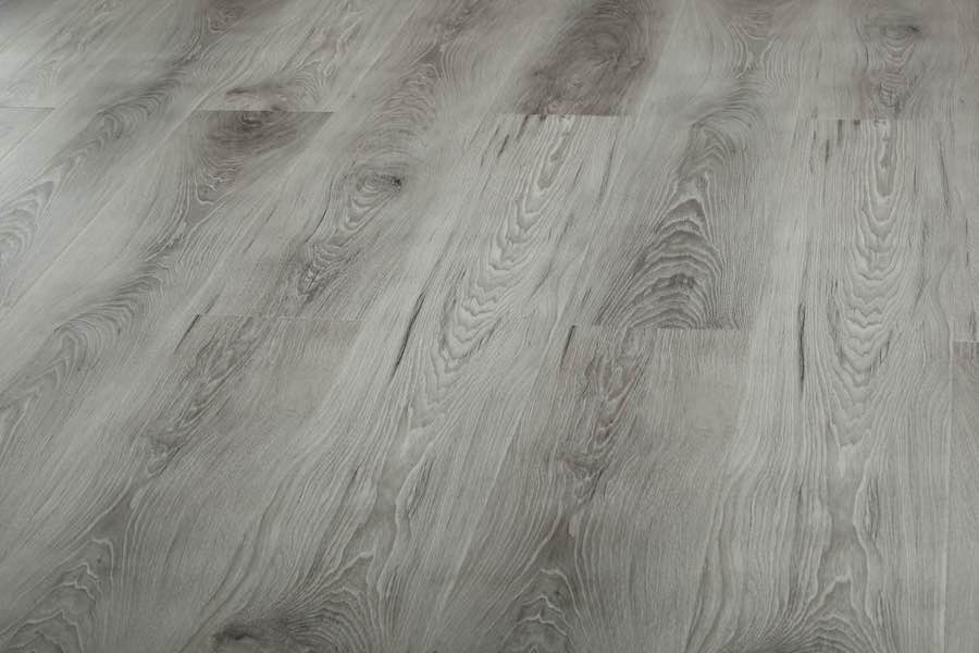 Wood Embossed Surface 1219*199*12mm Laminate Flooring (LM714)